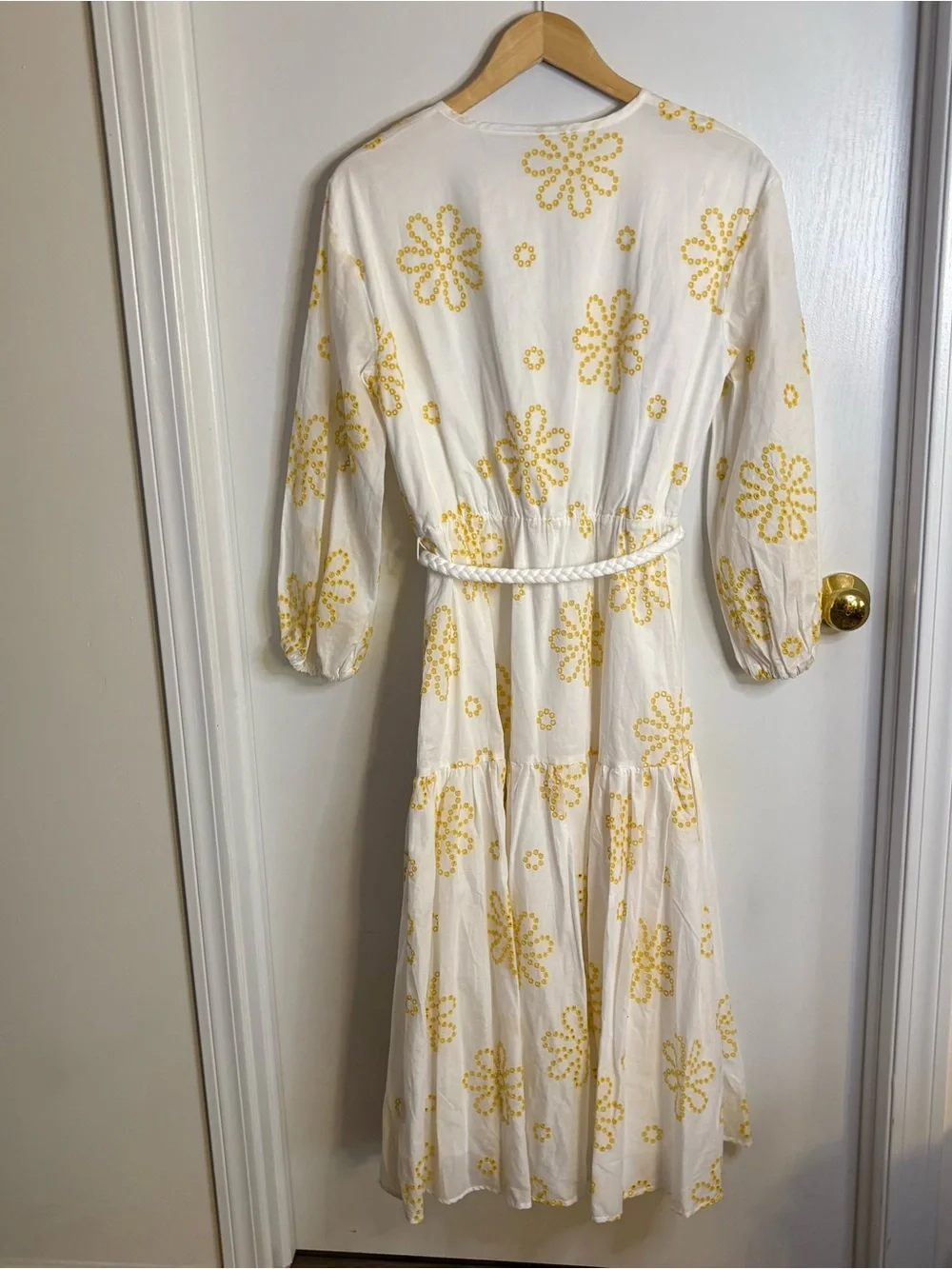 NWT ALEXIS Floral Embroidered Eyelet Lined Belted Tiered Maxi Boho Resort Party - Picture 4 of 9